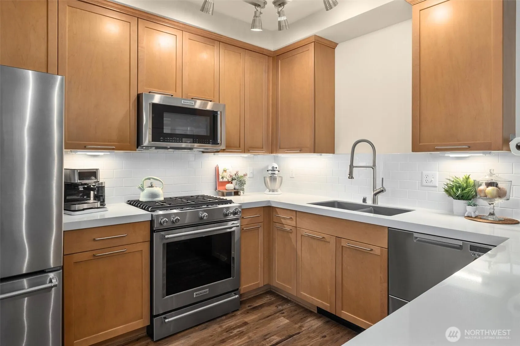 1950 18TH Avenue NE #50A, Issaquah, WA 98029