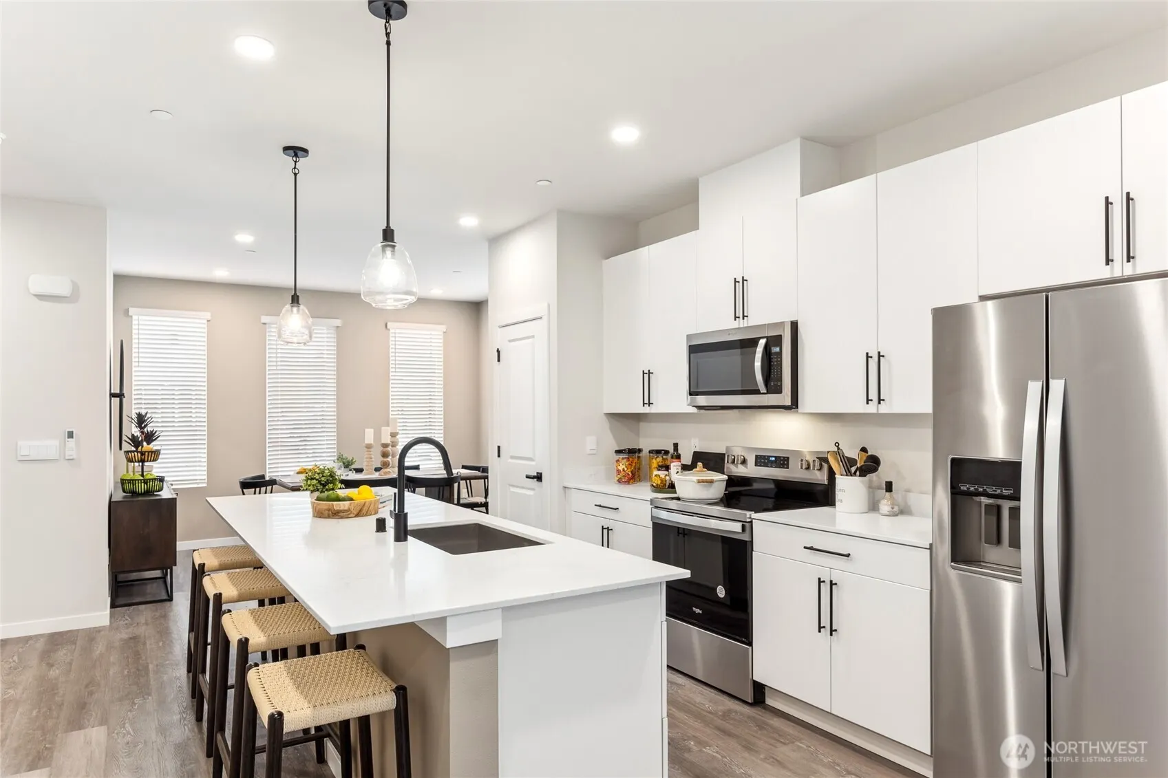 16111 36th Avenue W #F1, Lynnwood, WA 98087