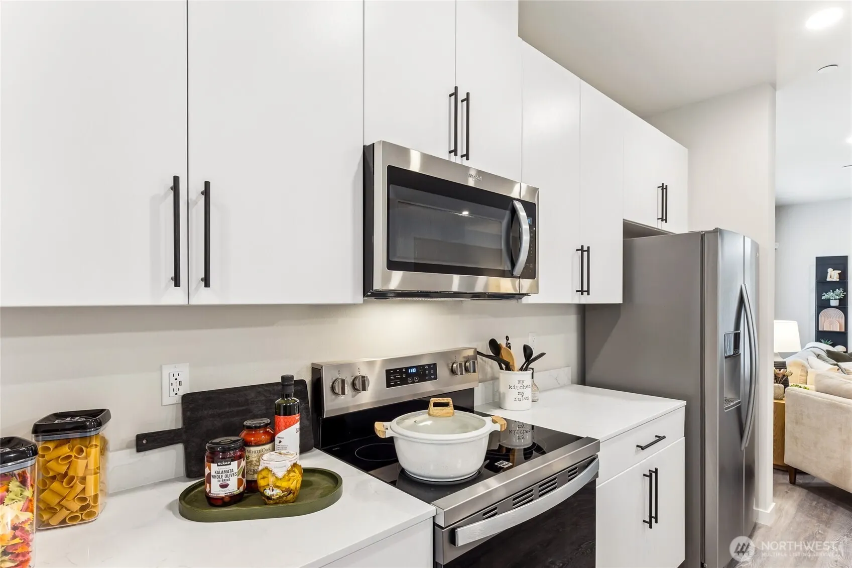 16111 36th Avenue W #F1, Lynnwood, WA 98087