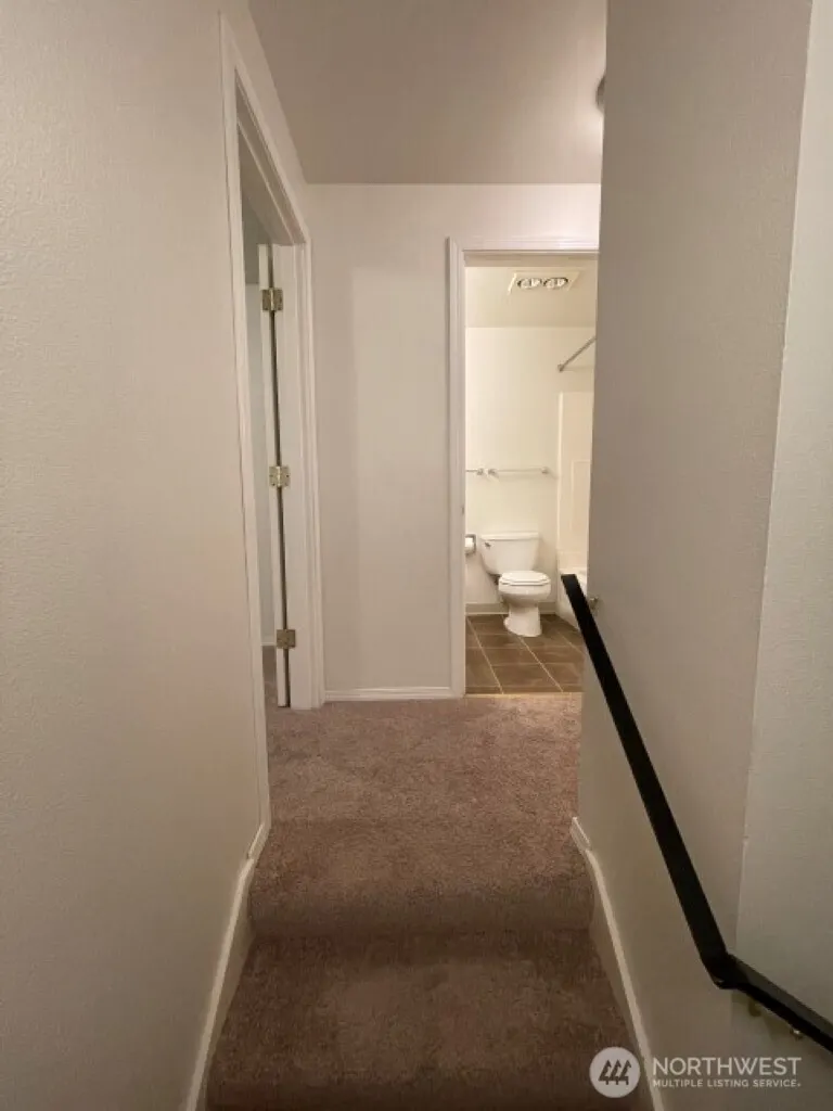 5701 200th Street SW #10, Lynnwood, WA 98036