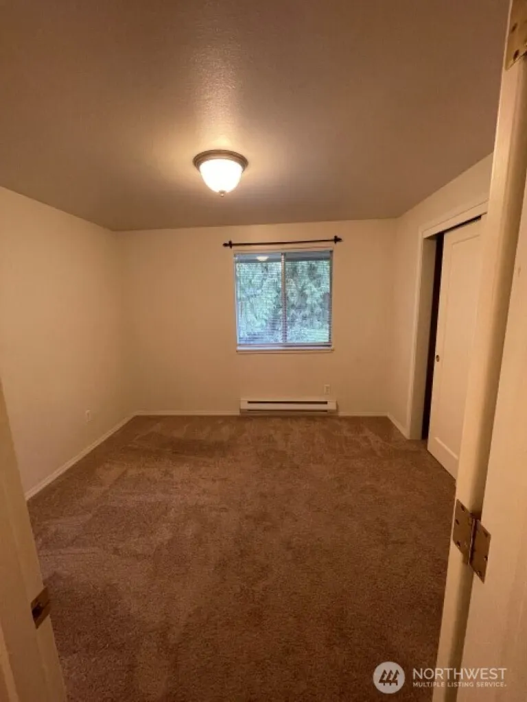 5701 200th Street SW #10, Lynnwood, WA 98036