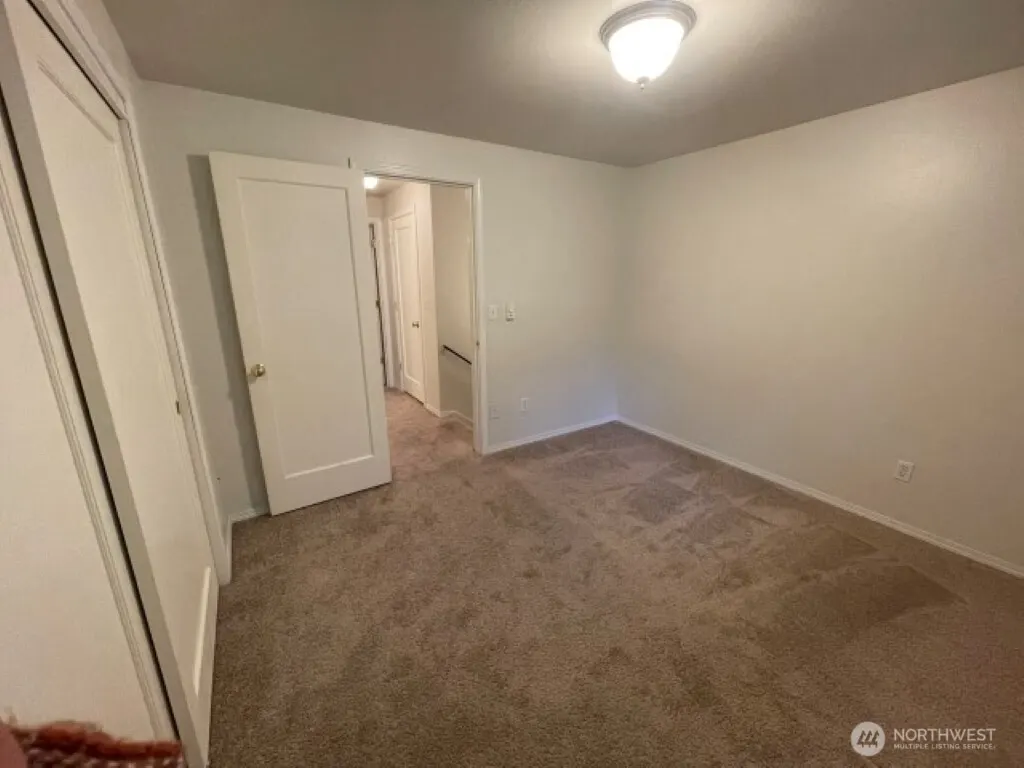 5701 200th Street SW #10, Lynnwood, WA 98036