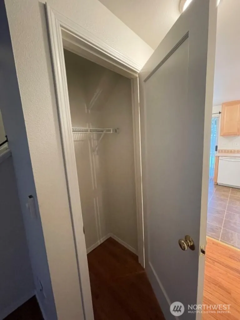 5701 200th Street SW #10, Lynnwood, WA 98036