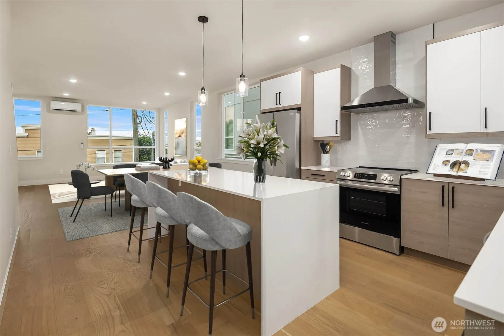 1311 14th Avenue #B, Seattle, WA 98144