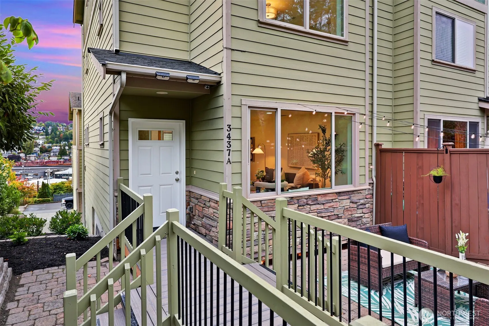 3437 14th Avenue W #A, Seattle, WA 98119