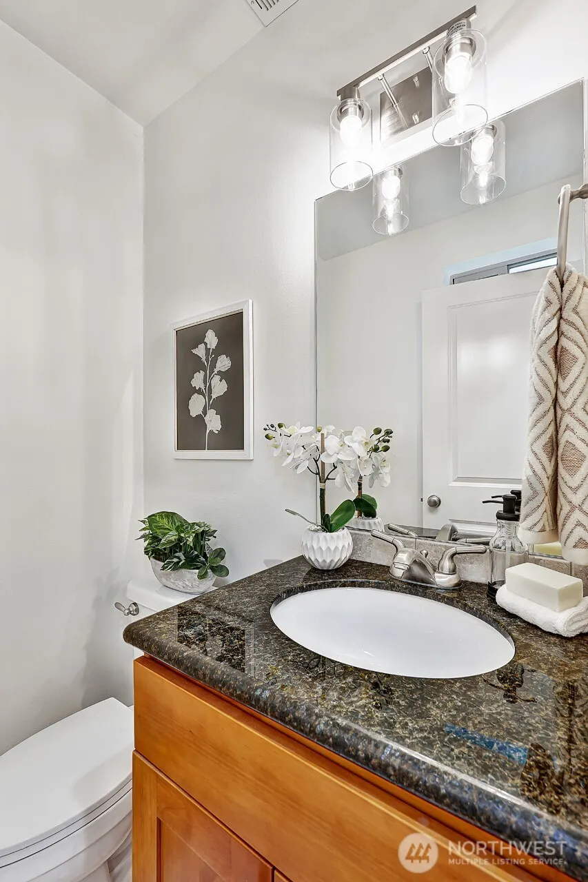 3437 14th Avenue W #A, Seattle, WA 98119