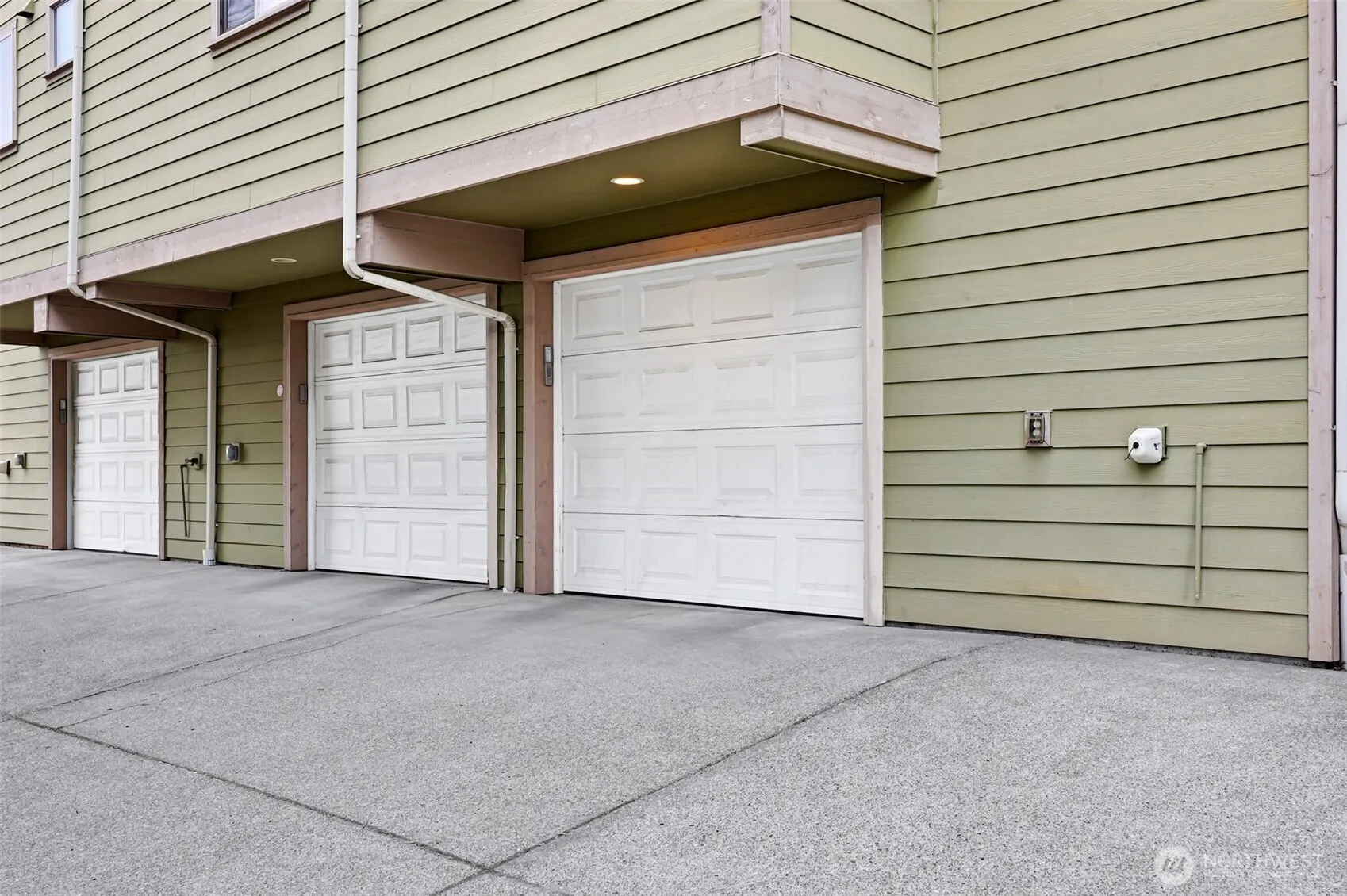 3437 14th Avenue W #A, Seattle, WA 98119