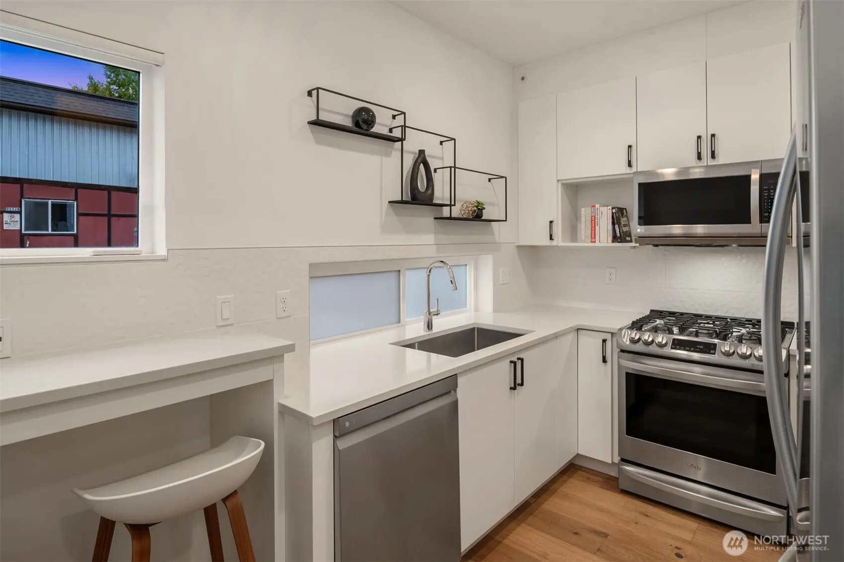 9553 Ashworth Avenue N #B, Seattle, WA 98103