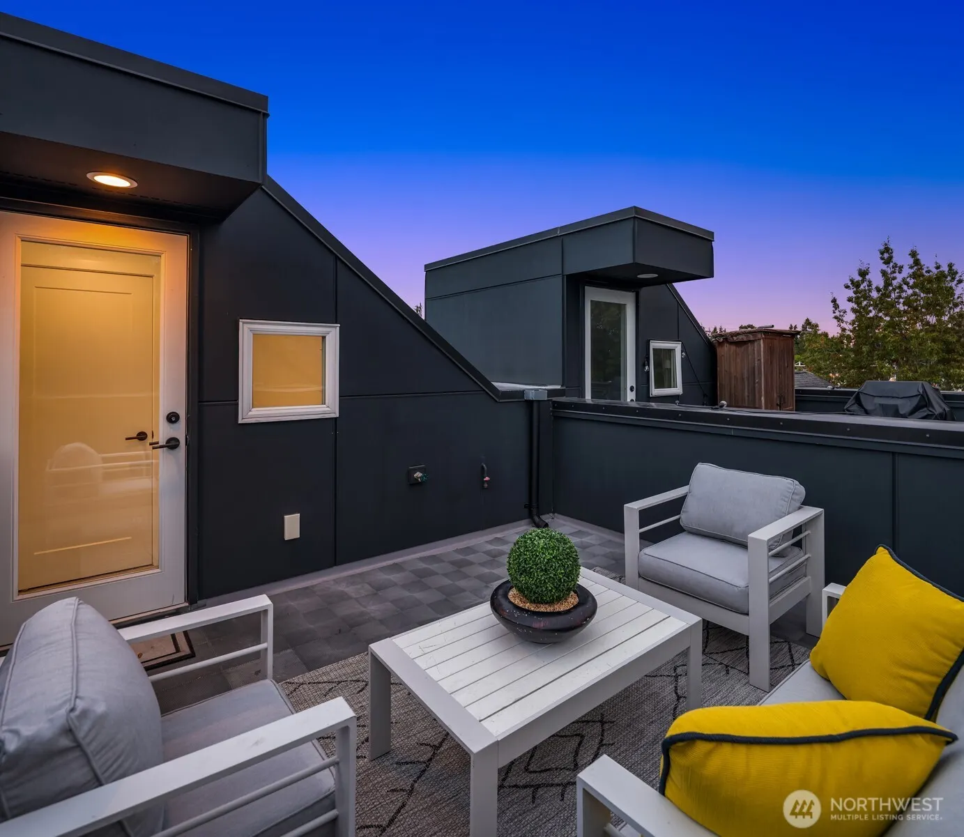 9553 Ashworth Avenue N #B, Seattle, WA 98103