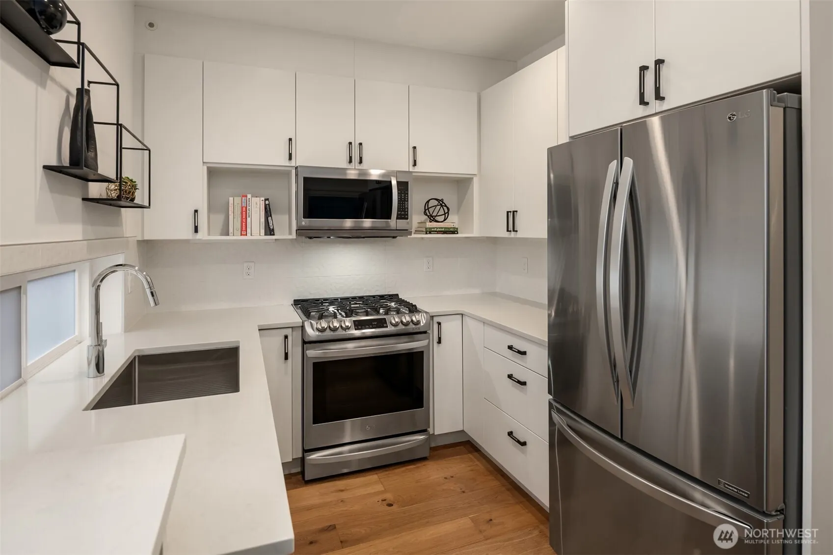 9553 Ashworth Avenue N #B, Seattle, WA 98103