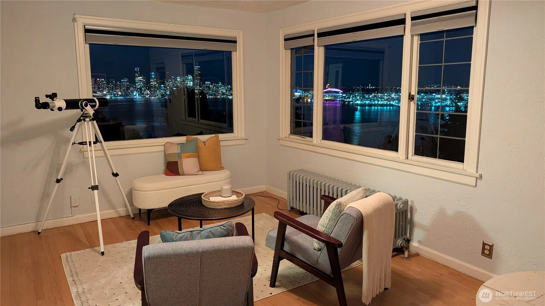 1638 Palm Avenue SW, Seattle, WA 98116