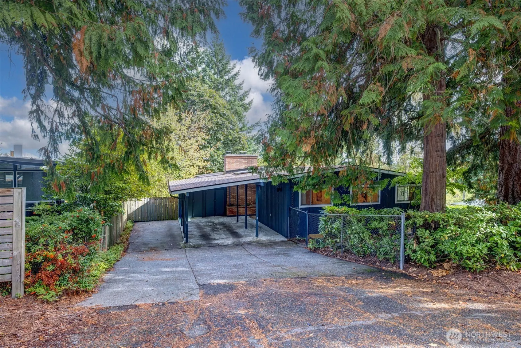 16256 8th Avenue SW, Seattle, WA 98166