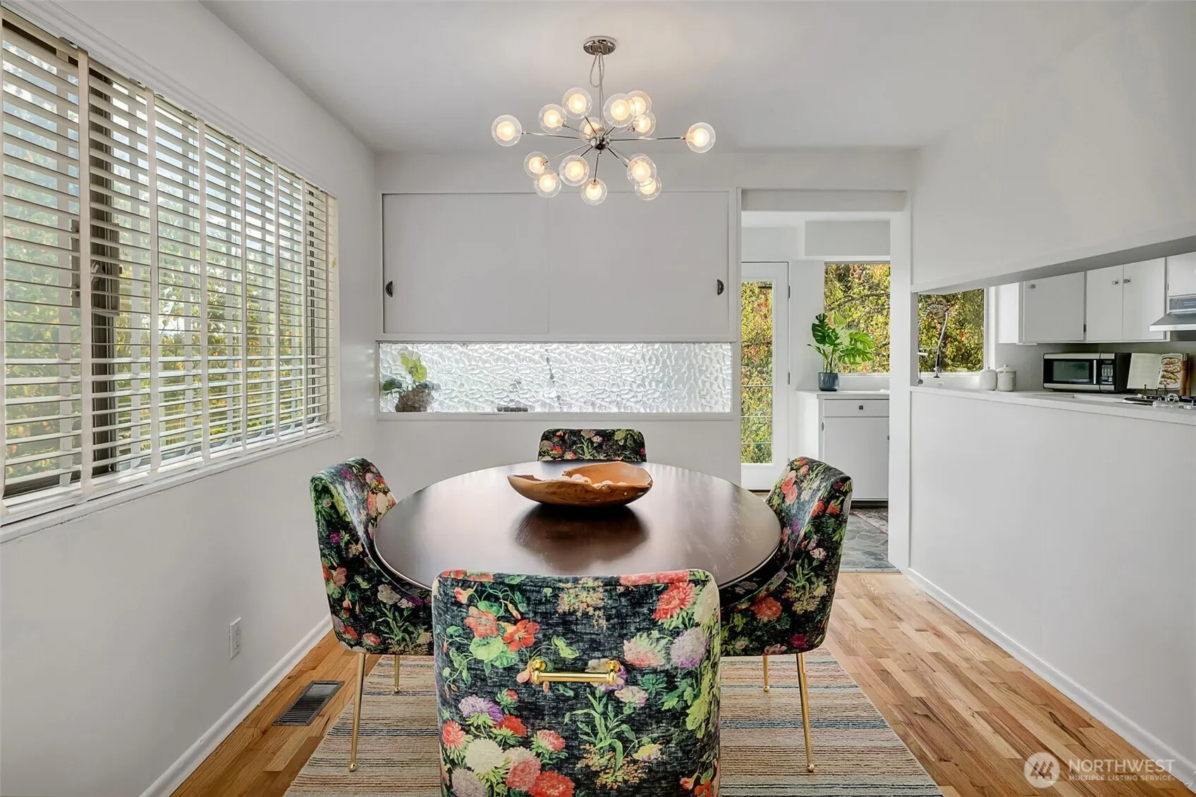 16256 8th Avenue SW, Seattle, WA 98166