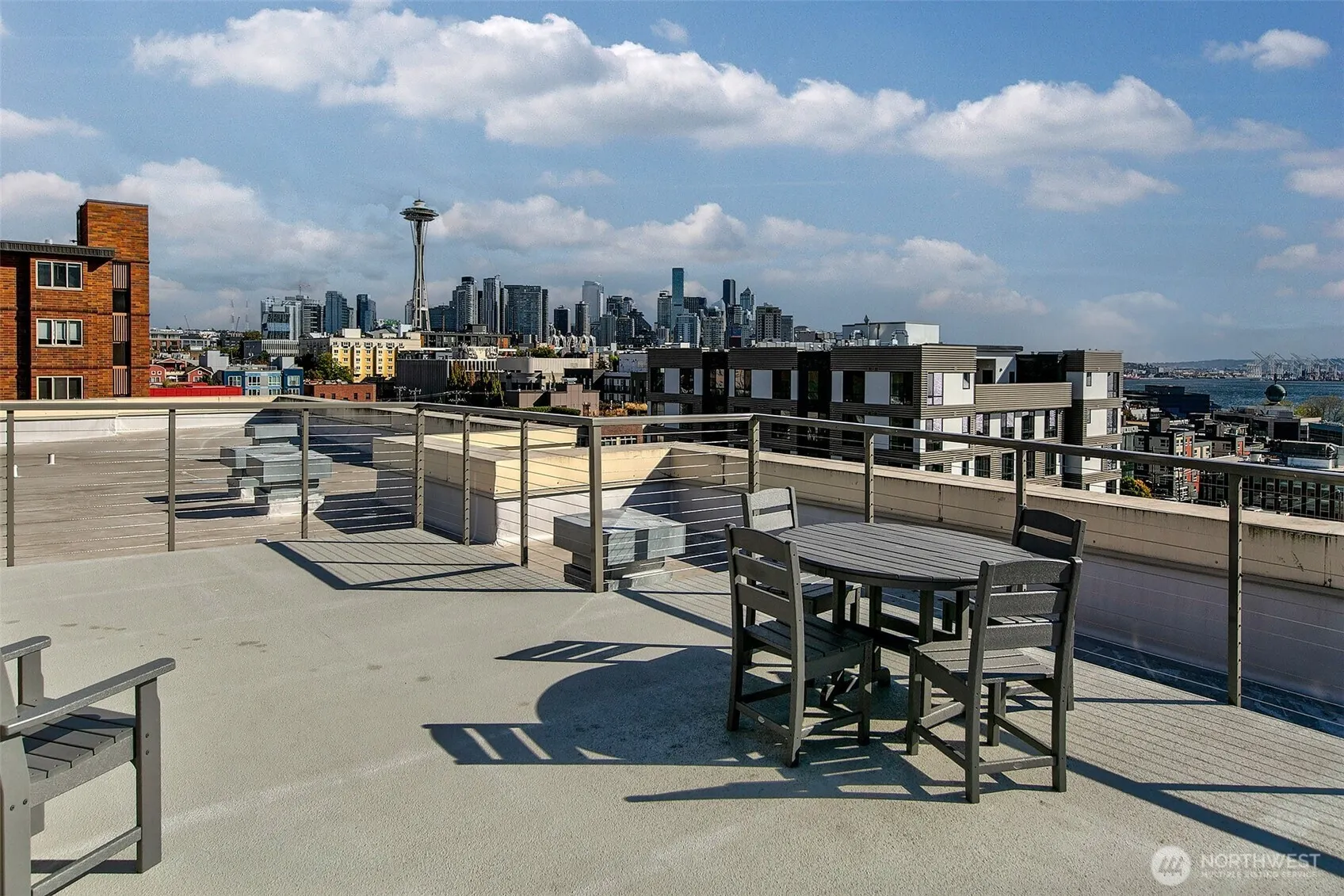530 4th Avenue W #502, Seattle, WA 98119