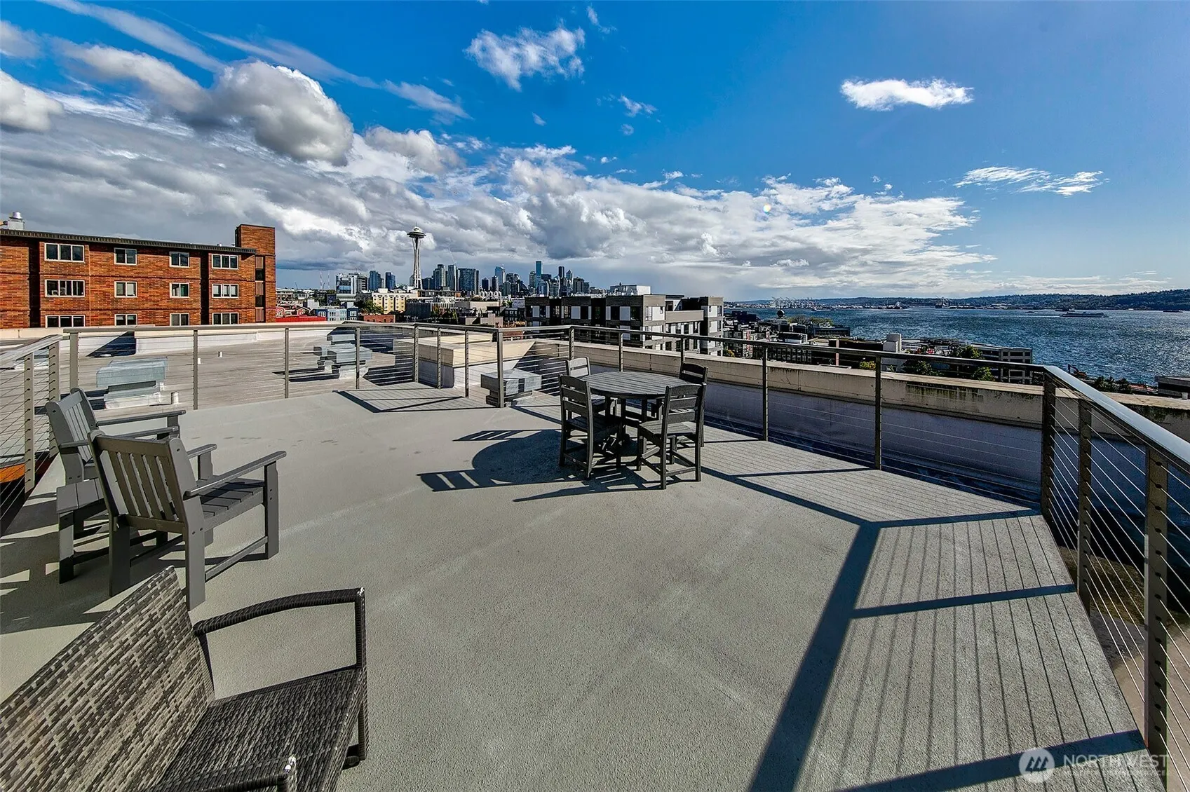 530 4th Avenue W #502, Seattle, WA 98119