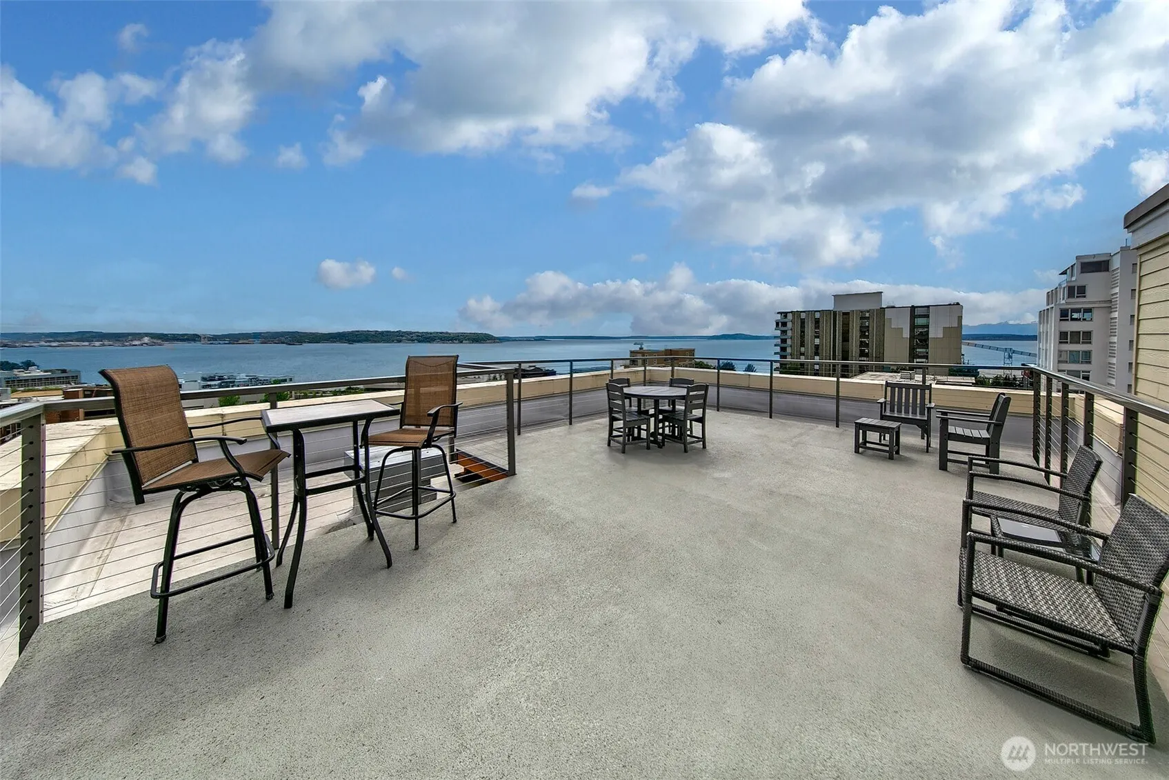 530 4th Avenue W #502, Seattle, WA 98119
