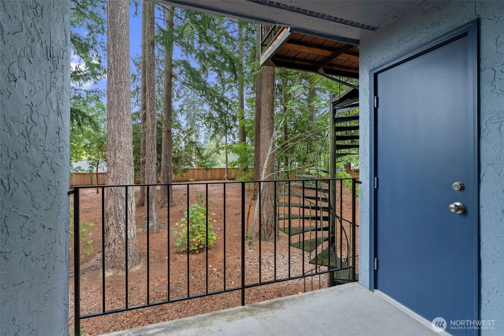 14010 Juanita Drive NE #B3, Kirkland, WA 98034-9740
