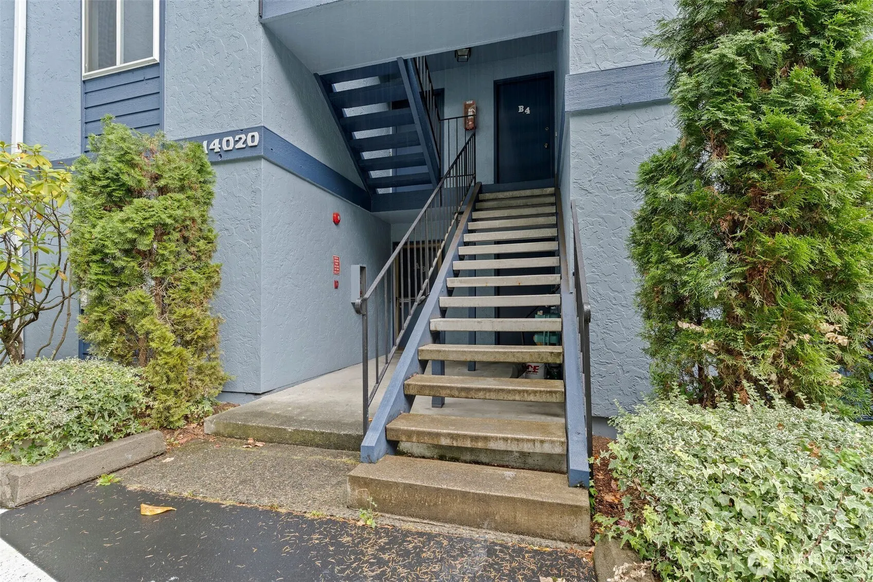 14010 Juanita Drive NE #B3, Kirkland, WA 98034-9740