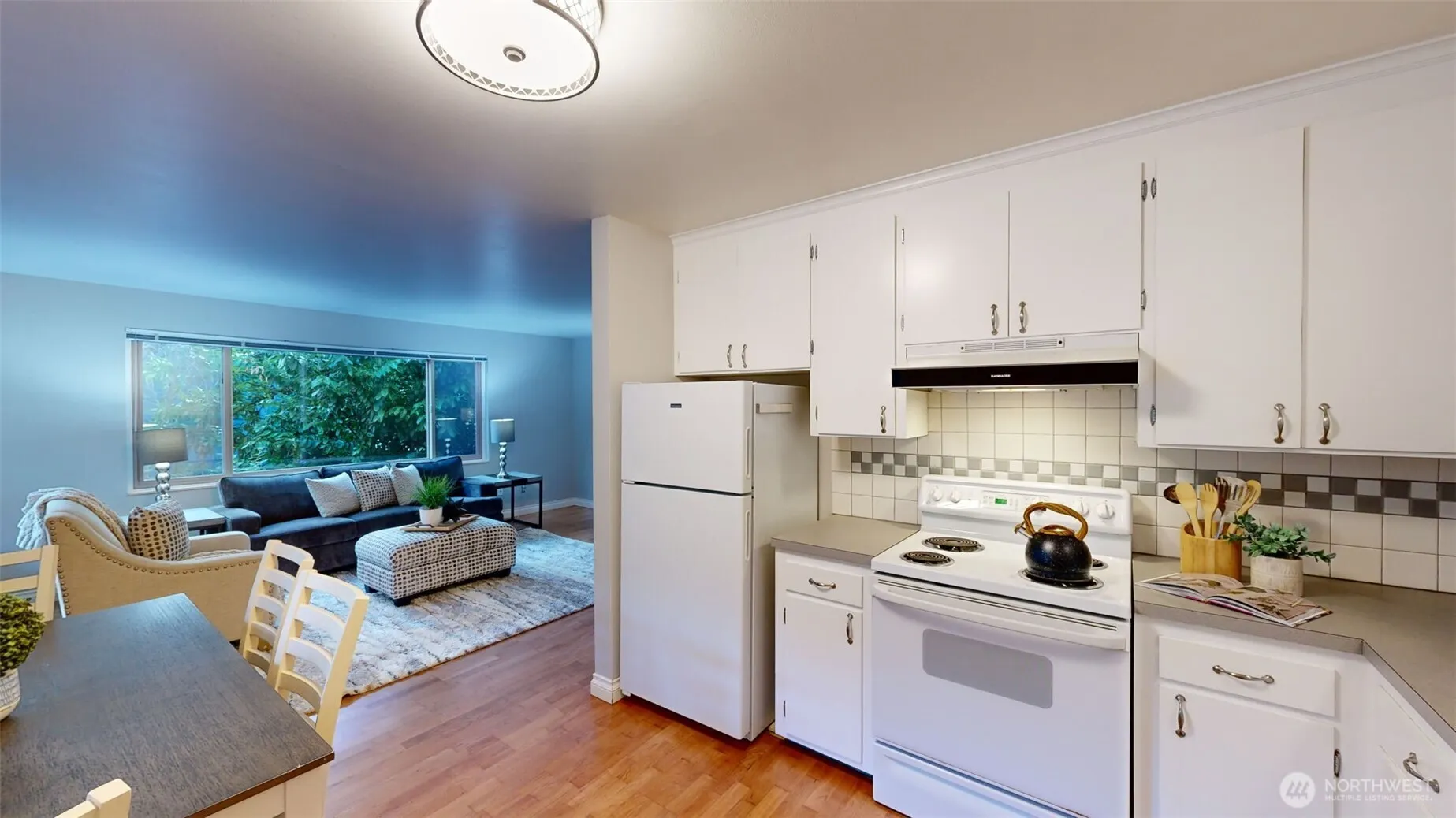418 Highland Drive #4, Seattle, WA 98109