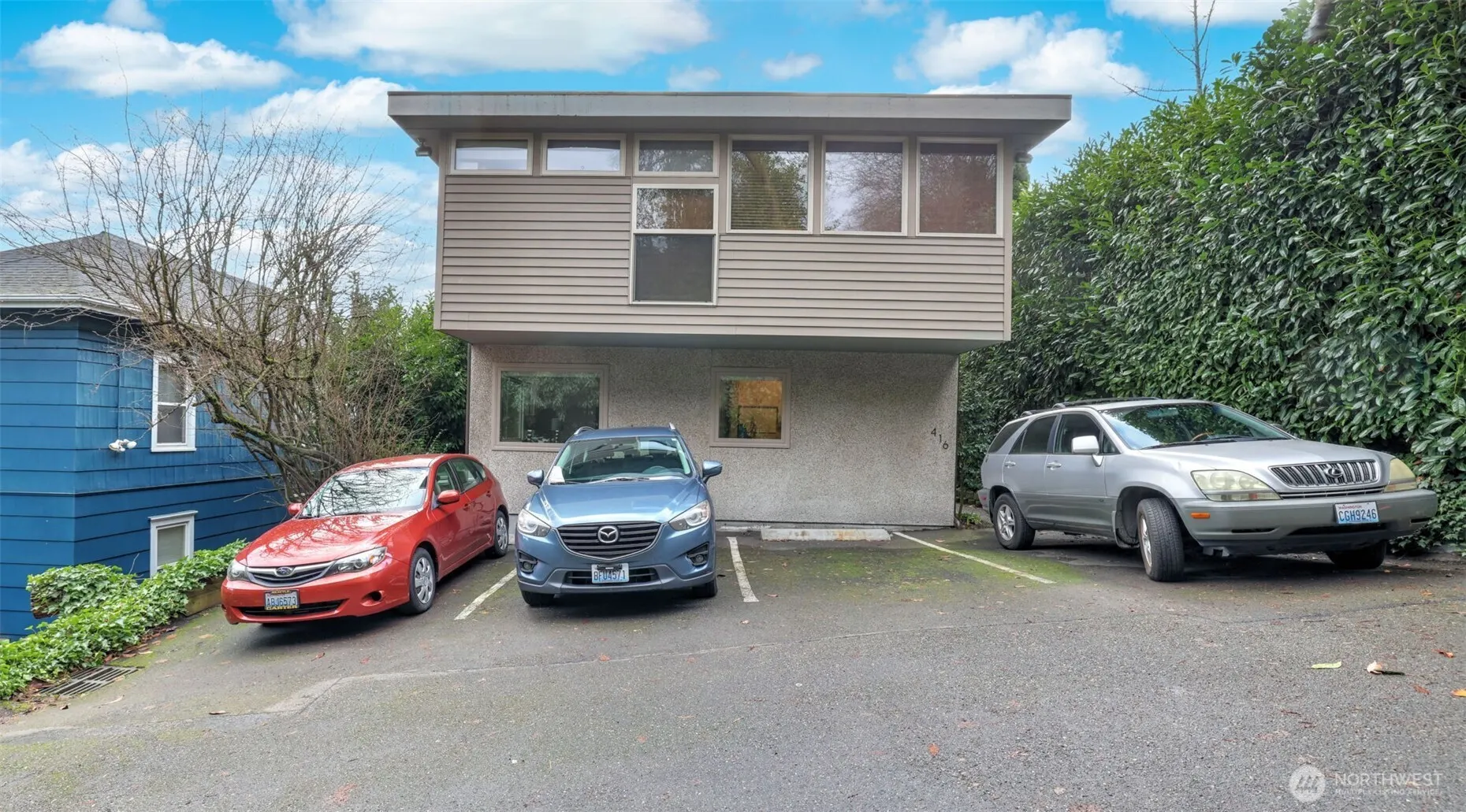 418 Highland Drive #4, Seattle, WA 98109