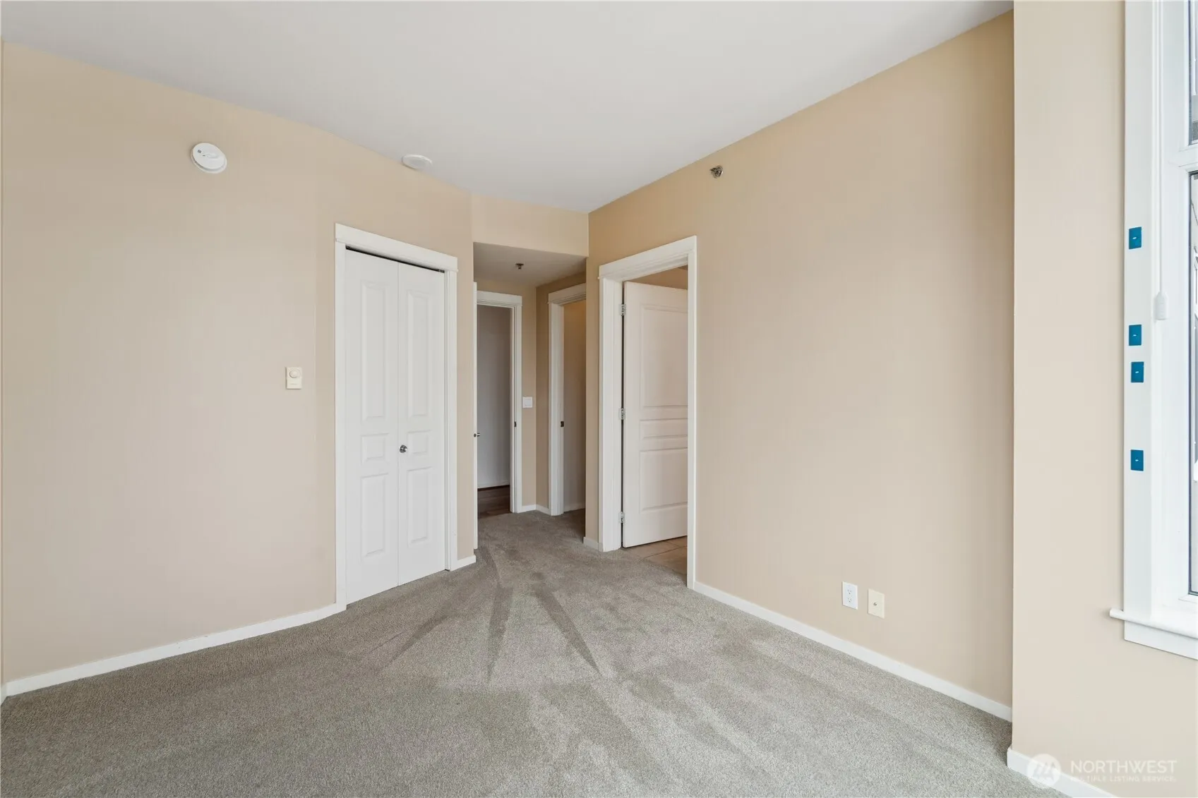 2801 1st Avenue #806, Seattle, WA 98121