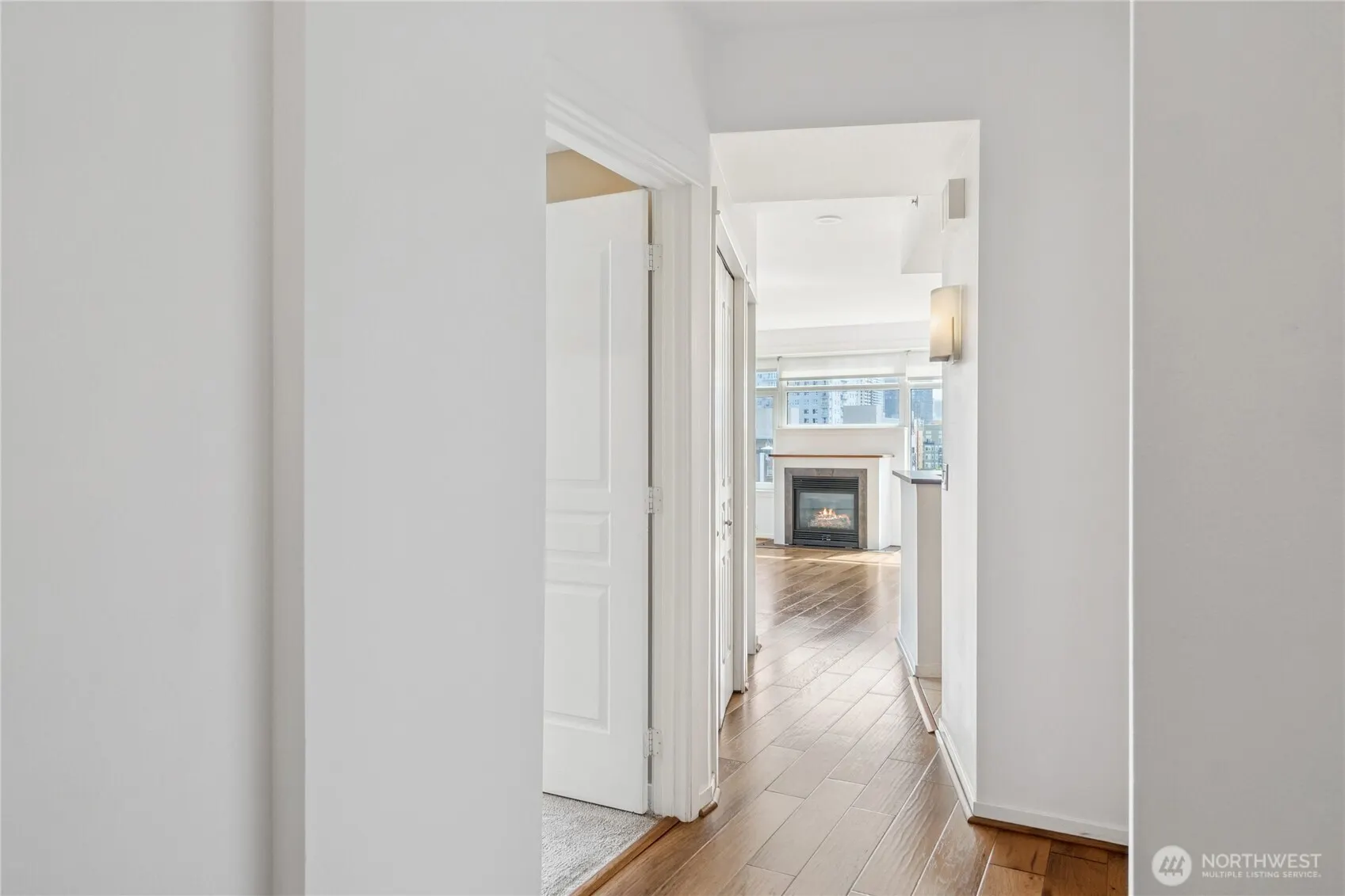2801 1st Avenue #806, Seattle, WA 98121