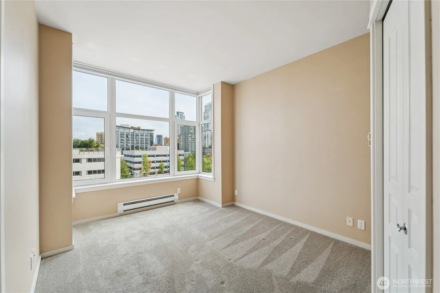 2801 1st Avenue #806, Seattle, WA 98121