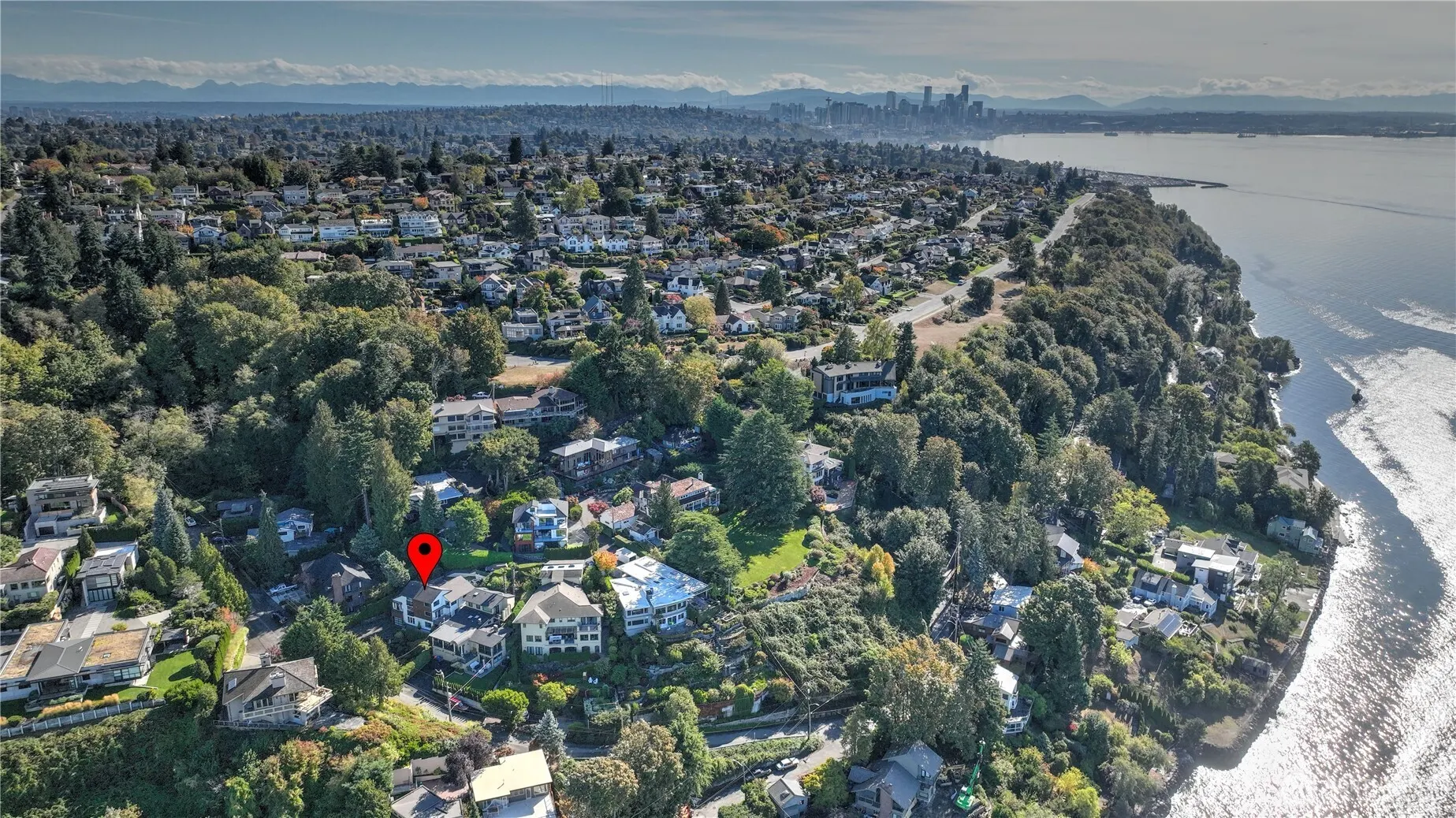 4527 W Raye Street , Seattle, WA 98199