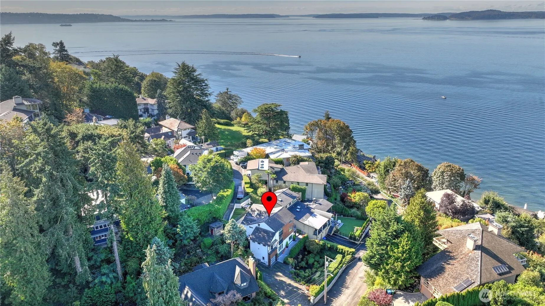 4527 W Raye Street , Seattle, WA 98199