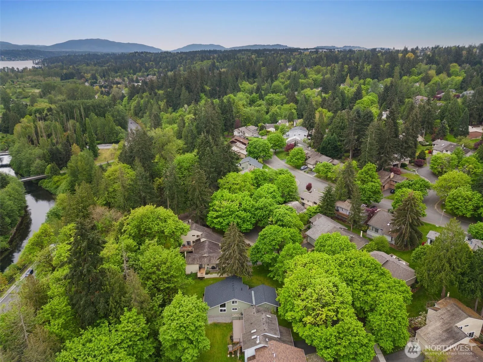 6540 159th Avenue NE, Redmond, WA 98052