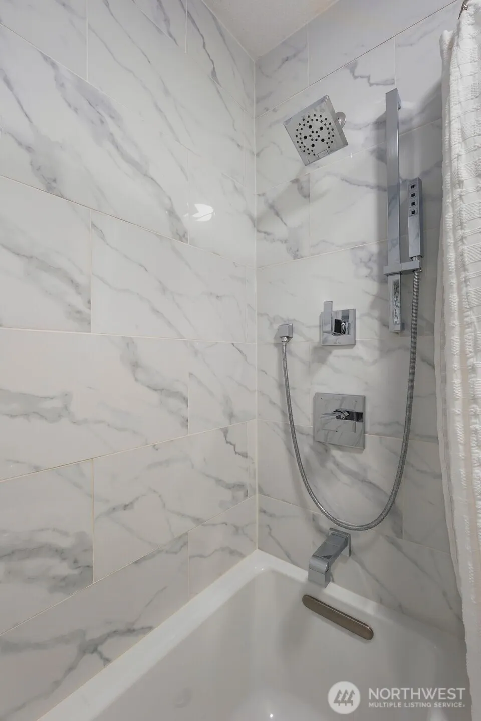 6540 159th Avenue NE, Redmond, WA 98052
