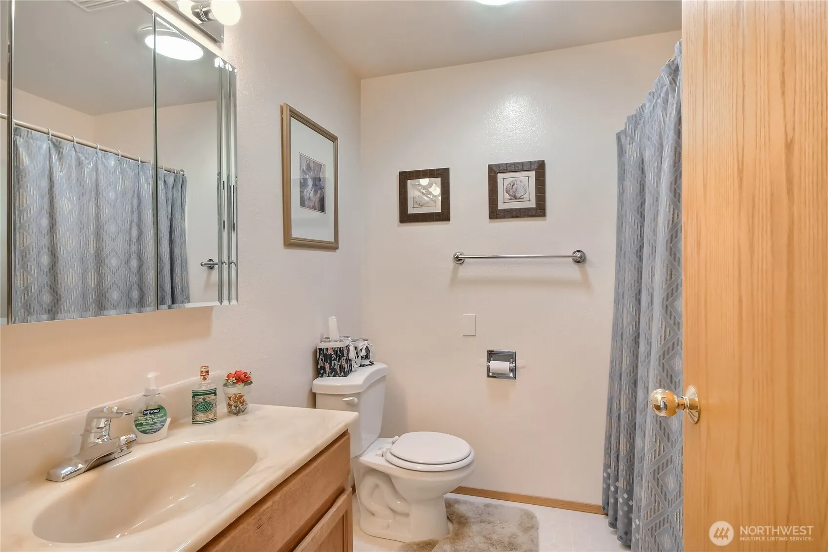 10812 101st Avenue NE, Kirkland, WA 98033