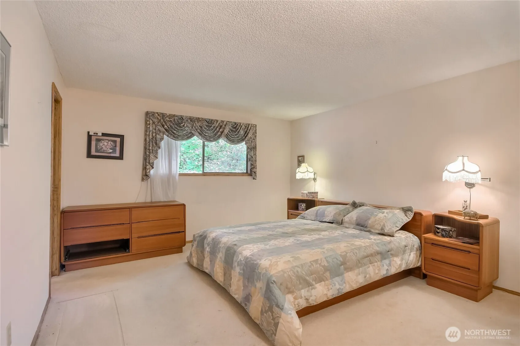 10812 101st Avenue NE, Kirkland, WA 98033