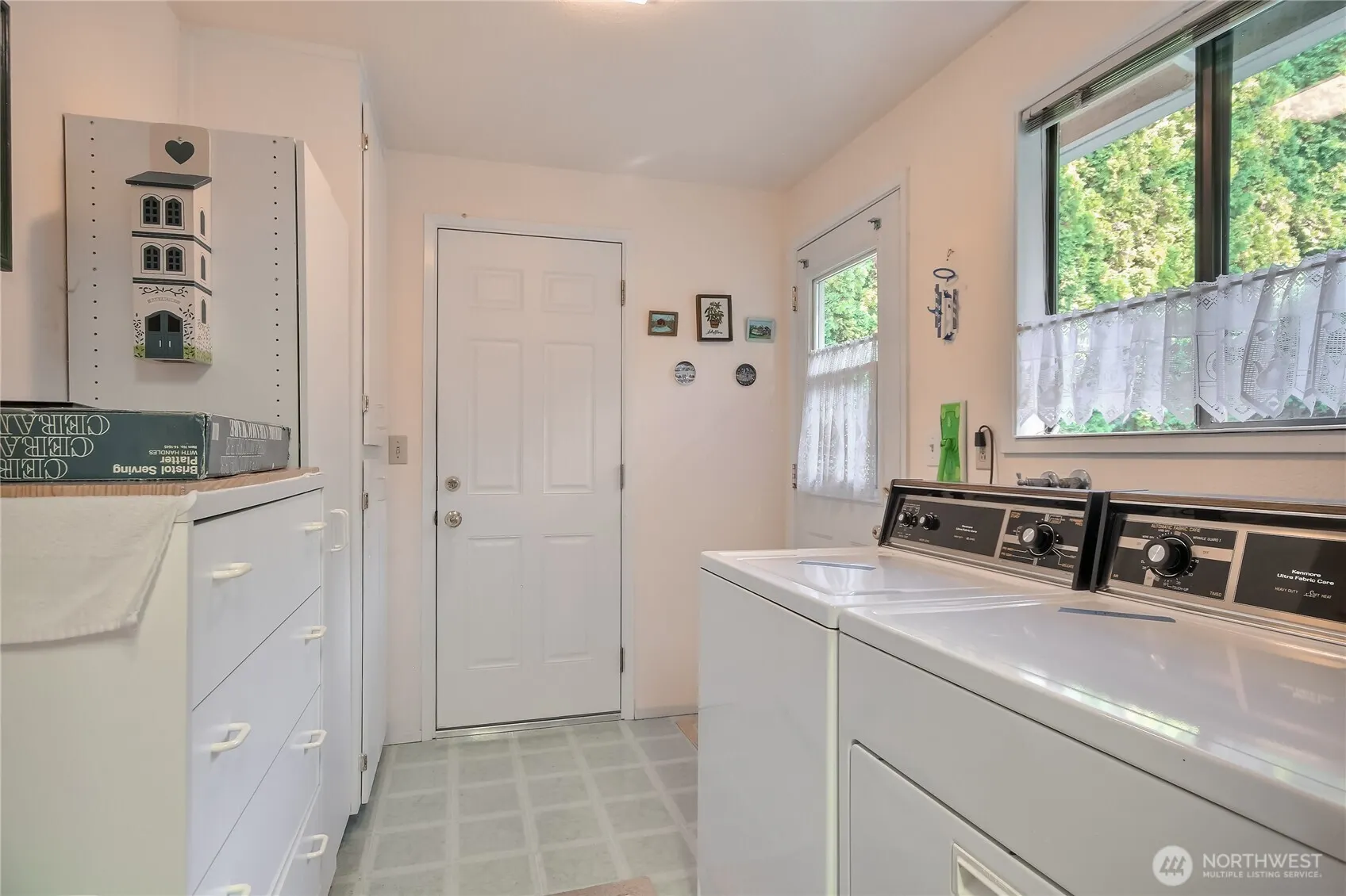 10812 101st Avenue NE, Kirkland, WA 98033