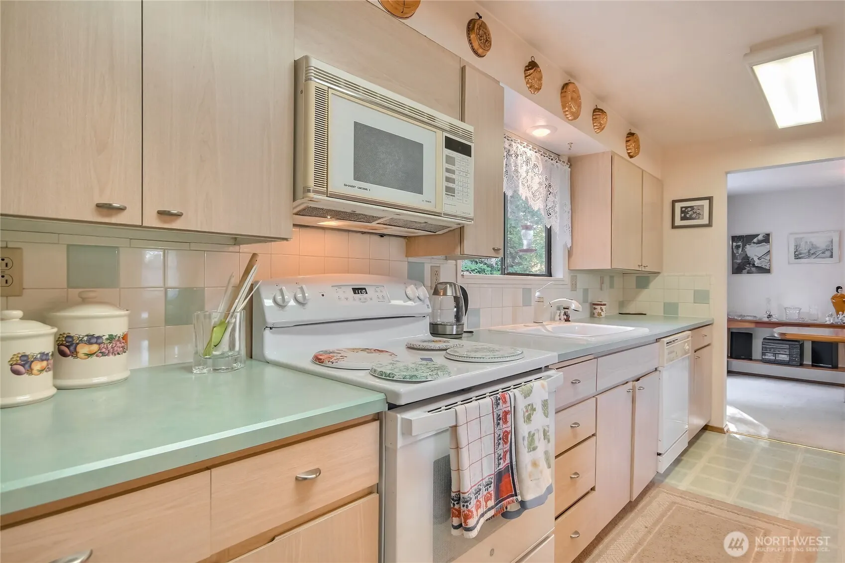 10812 101st Avenue NE, Kirkland, WA 98033