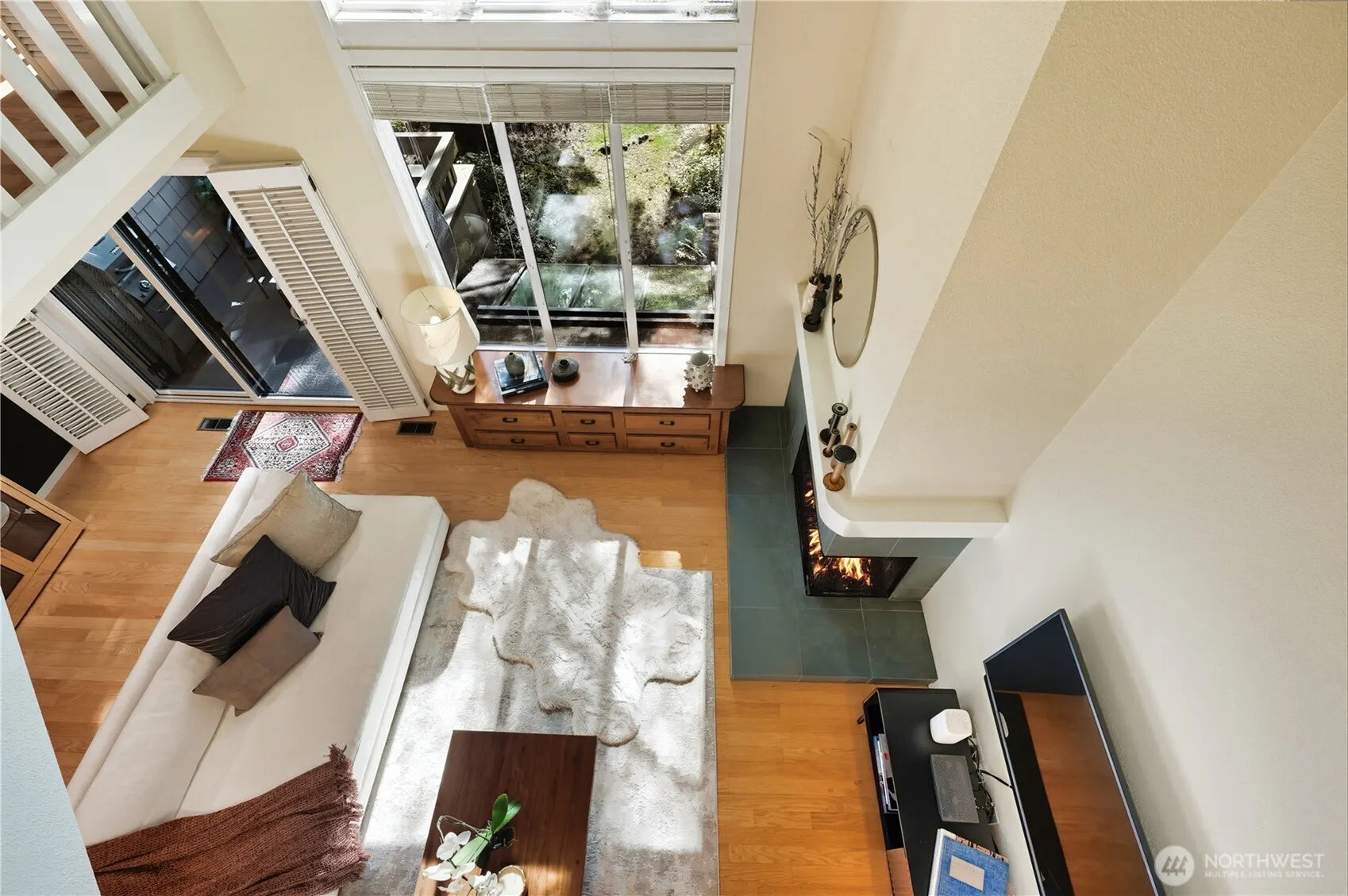 13730 15th Avenue NE #E204, Seattle, WA 98125