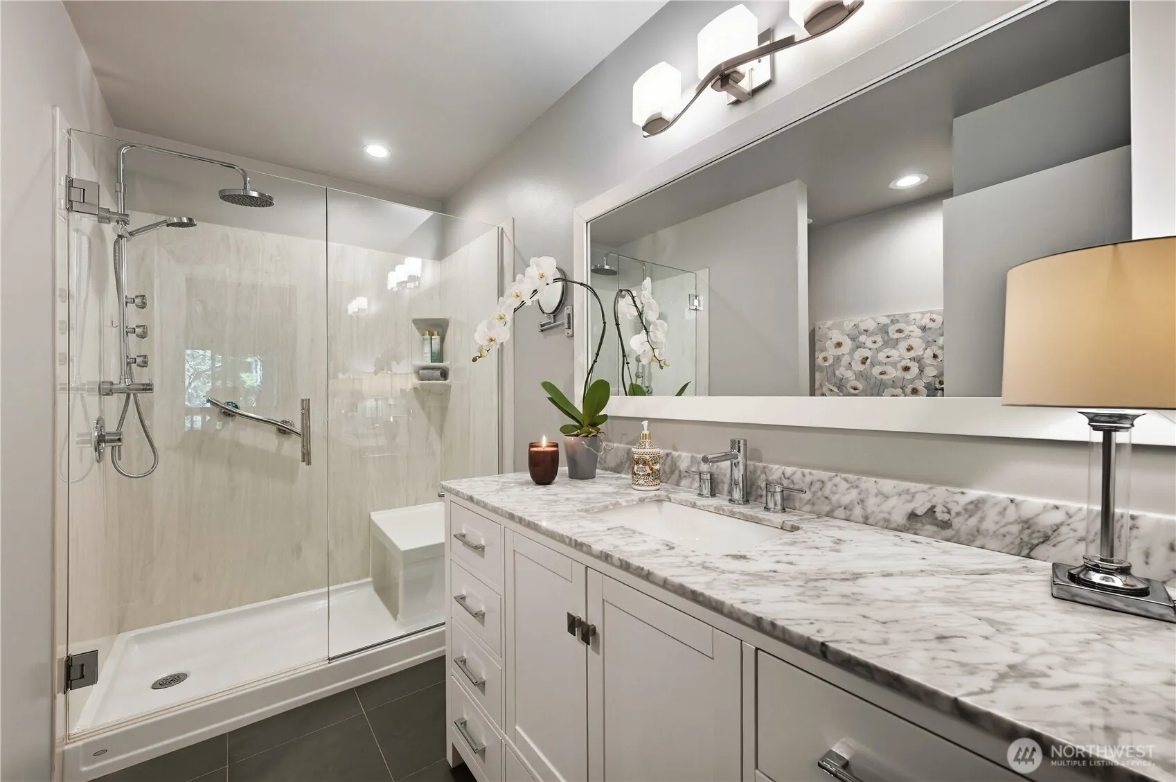 13730 15th Avenue NE #E204, Seattle, WA 98125