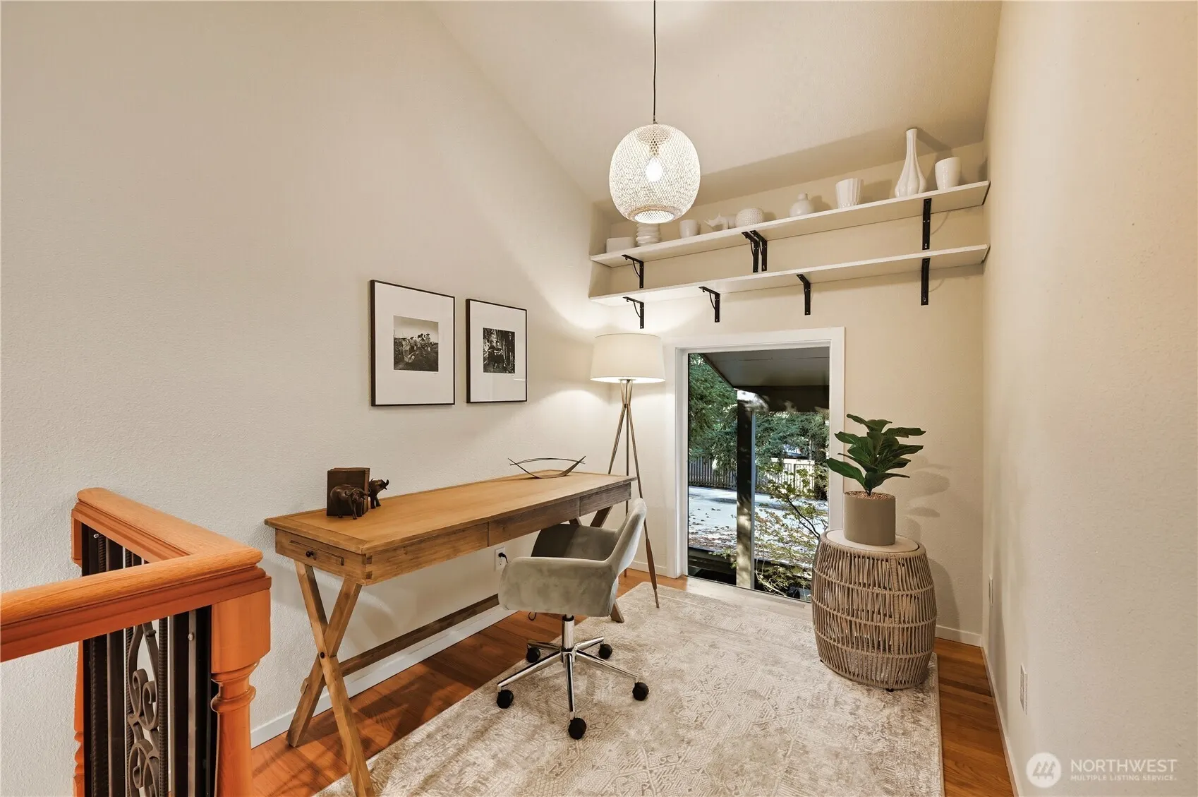 13730 15th Avenue NE #E204, Seattle, WA 98125