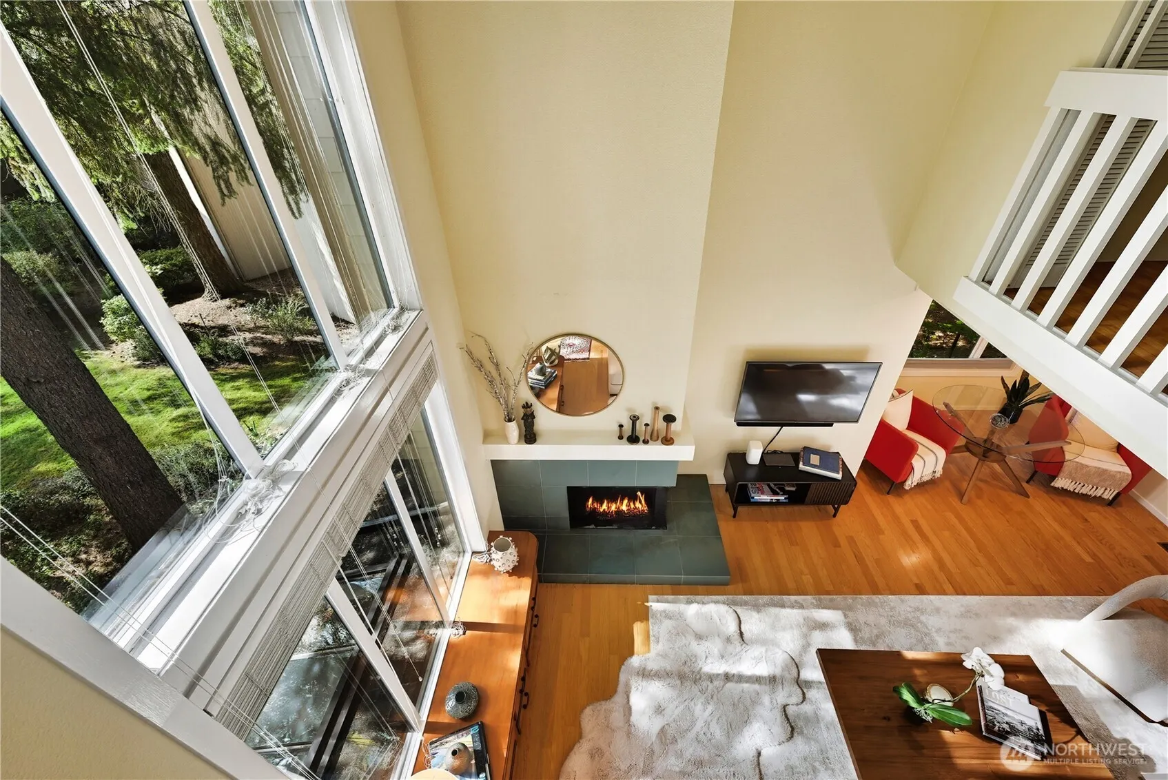13730 15th Avenue NE #E204, Seattle, WA 98125
