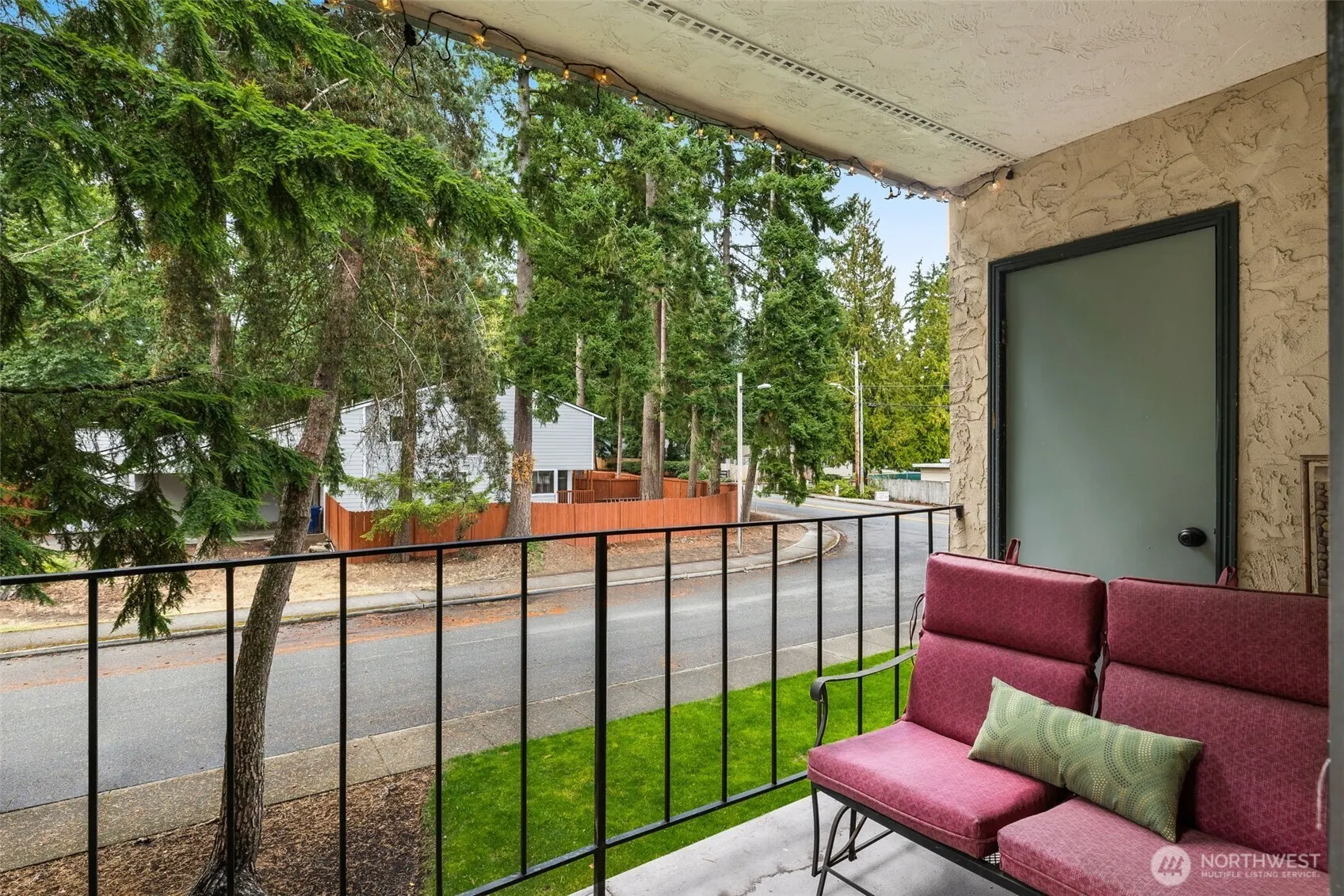 14331 124th Street NE #C40, Kirkland, WA 98034