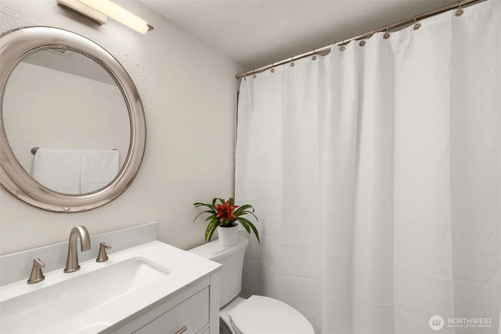 14331 124th Street NE #C40, Kirkland, WA 98034