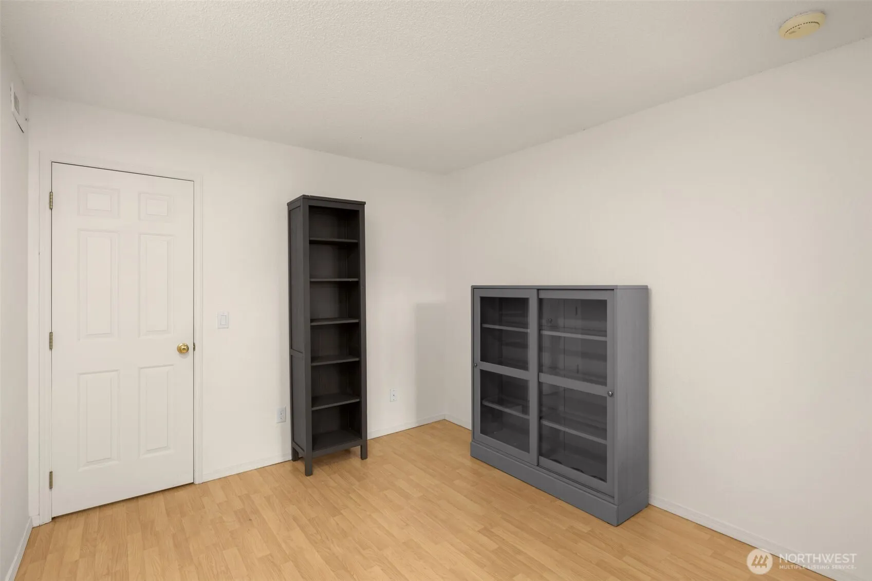 14331 124th Street NE #C40, Kirkland, WA 98034