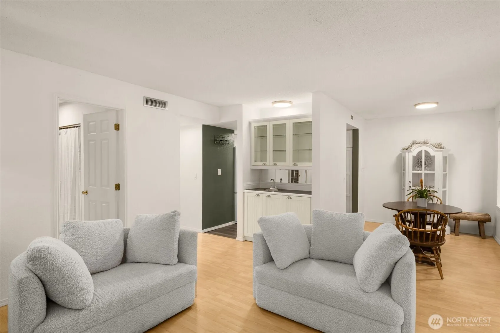 14331 124th Street NE #C40, Kirkland, WA 98034