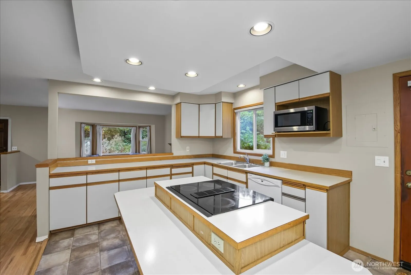 13028 Juanita Drive NE, Kirkland, WA 98034
