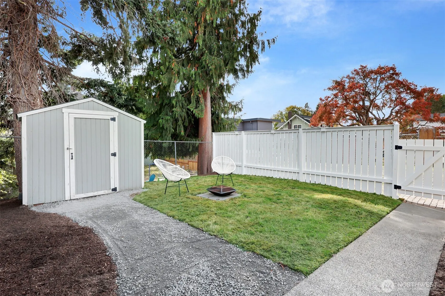 1027 NW 65th Street , Seattle, WA 98117