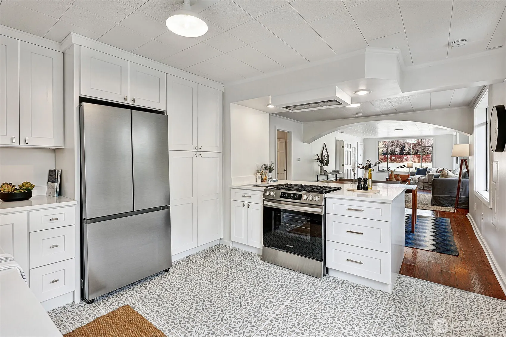 1027 NW 65th Street , Seattle, WA 98117