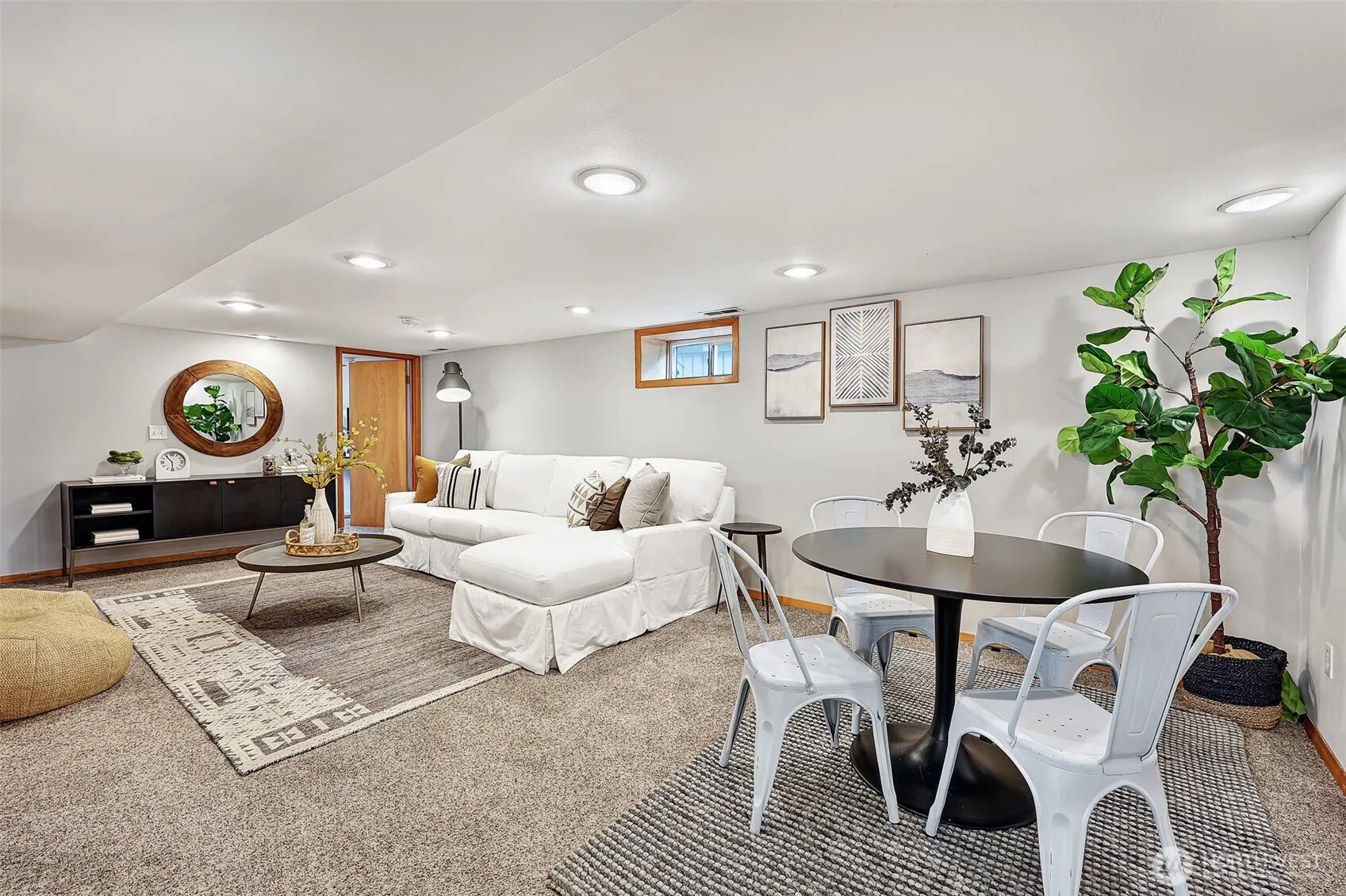 1027 NW 65th Street , Seattle, WA 98117
