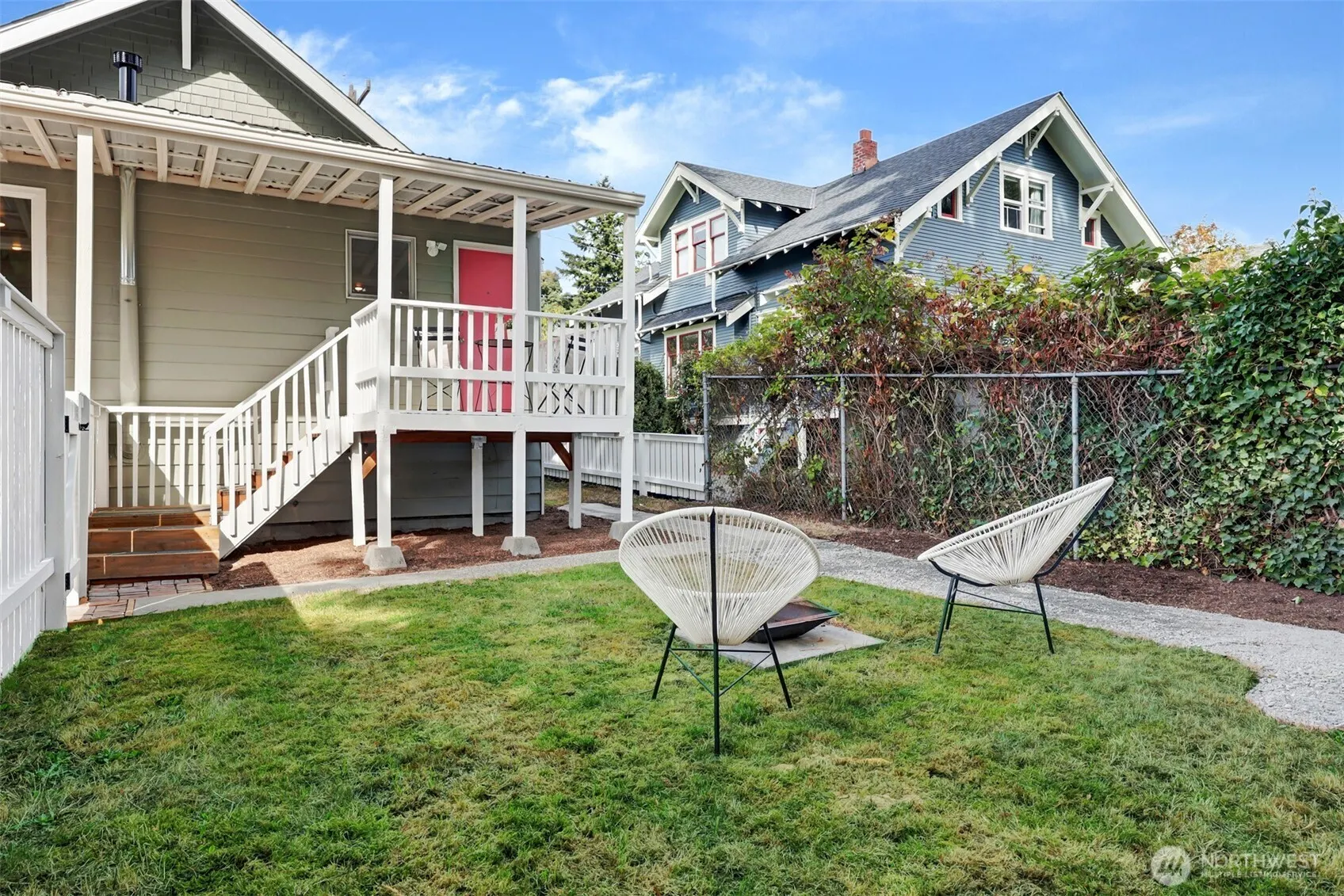 1027 NW 65th Street , Seattle, WA 98117