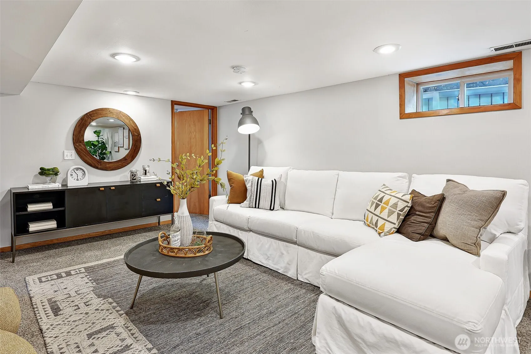 1027 NW 65th Street , Seattle, WA 98117