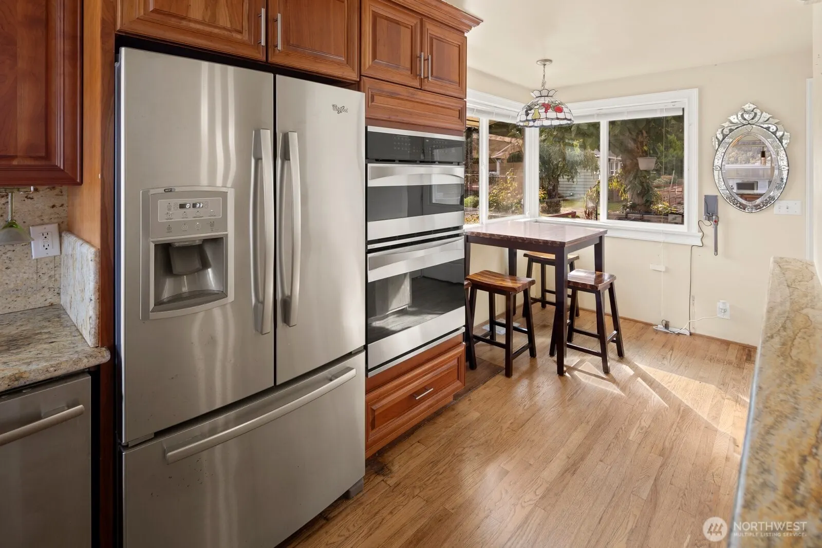 10008 Rainier Avenue S, Seattle, WA 98178-2547